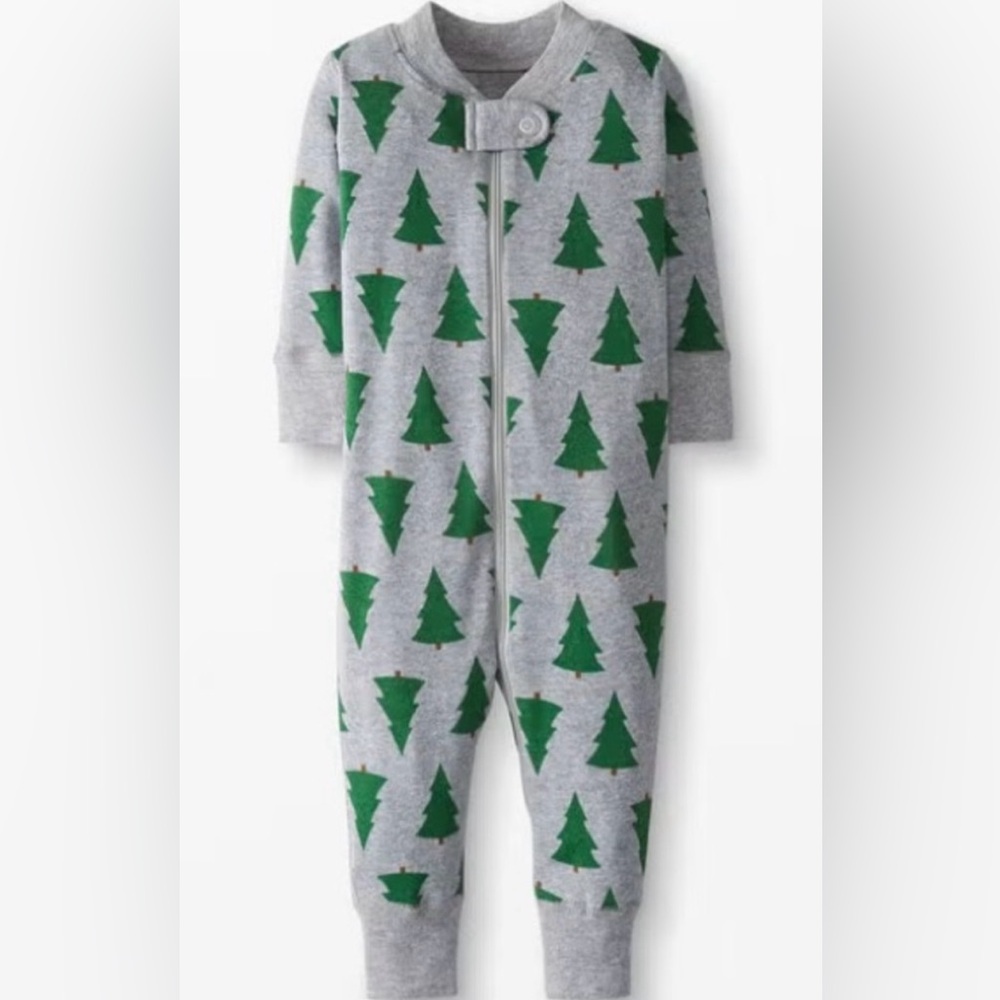 Hanna Andersson Gray and Green Tree Print zipper pajamas
